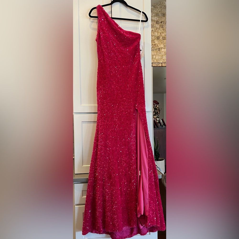 Berlin nova bright pink sequin prom dress nwt